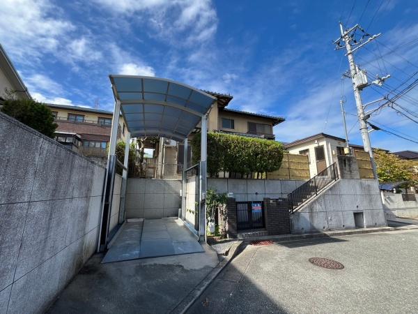 生駒市白庭台５丁目の中古一戸建て