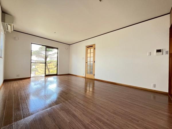 生駒市白庭台５丁目の中古一戸建