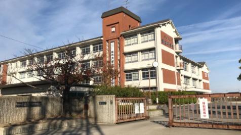 奈良市六条町の土地(奈良市立都跡中学校)