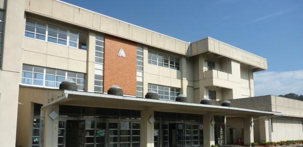 生駒市壱分町の中古一戸建て(生駒市立大瀬中学校)
