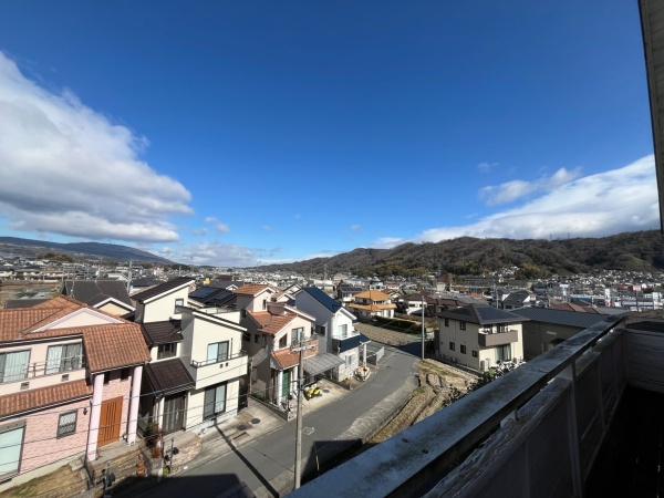 生駒郡平群町北信貴ケ丘１丁目の中古一戸建て