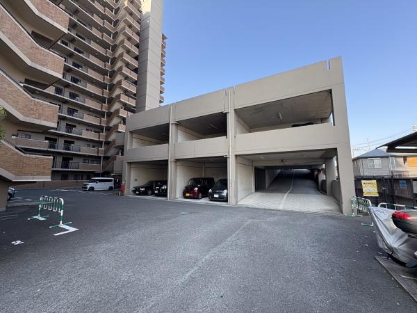 四季彩都けやき館　駐車場付き物件