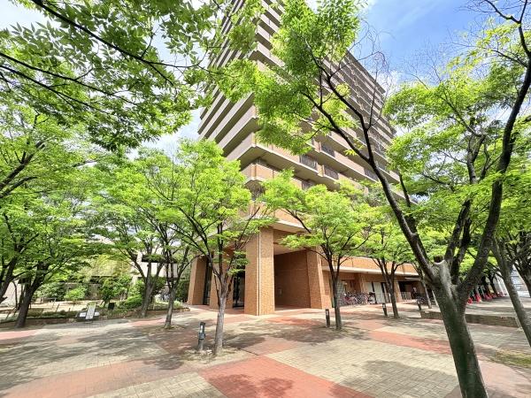 四季彩都けやき館　駐車場付き物件