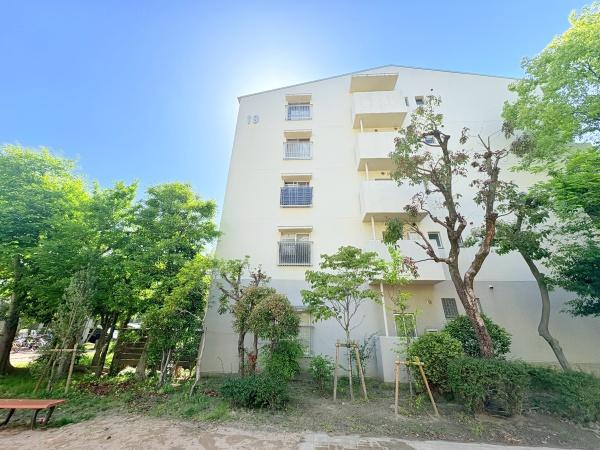 リバーサイドともぶち第１住宅　１９号棟