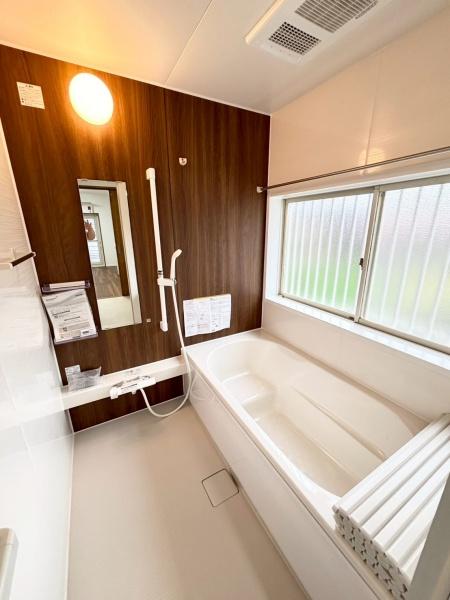 西尾市一色町大塚惣池の中古一戸建て