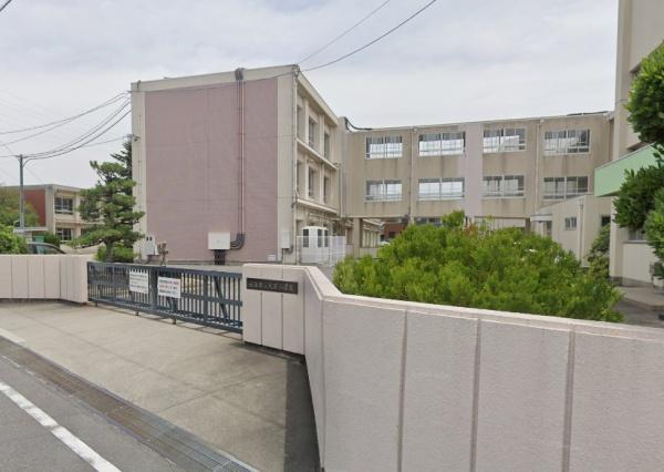 西尾市上矢田町水向の土地(西尾市立矢田小学校)