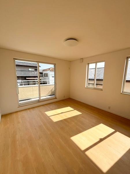 岡崎市滝町字丸根の中古一戸建て