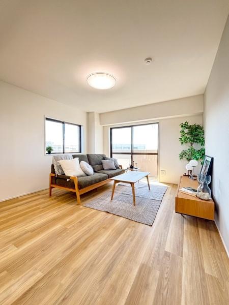 ガーデンヒルズ東大友(リビング)