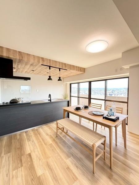 ガーデンヒルズ東大友(リビング)