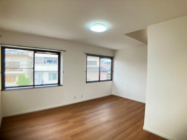 岡崎市鴨田南町の中古一戸建て