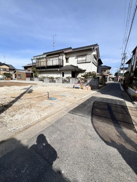 岡崎市元能見町の新築一戸建