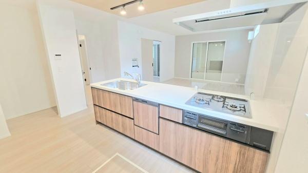 岡崎市中島町字戸井の新築一戸建