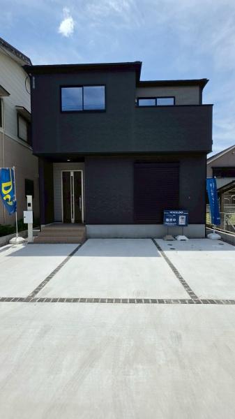 岡崎市六名南２丁目の新築一戸建