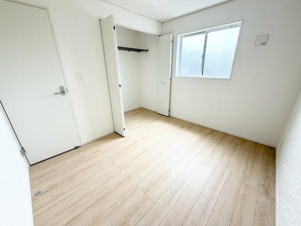 岡崎市上地６丁目の新築一戸建