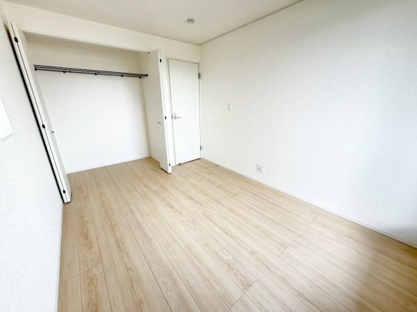 岡崎市上地６丁目の新築一戸建