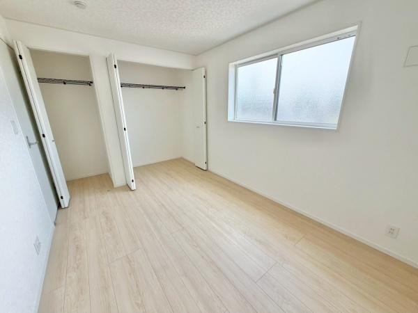 岡崎市上地６丁目の新築一戸建