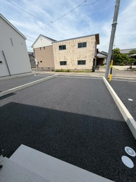 岡崎市上地６丁目の新築一戸建