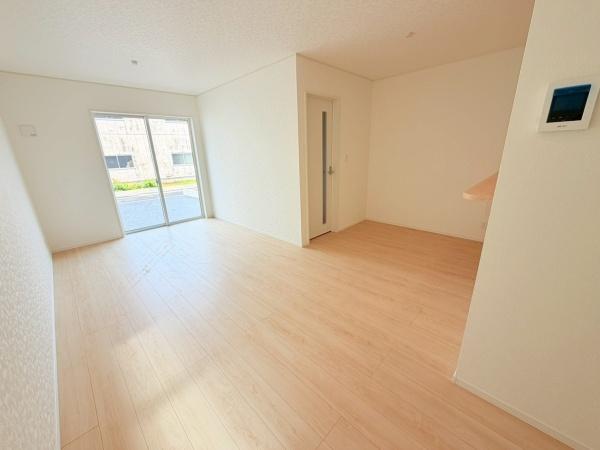 岡崎市上地６丁目の新築一戸建