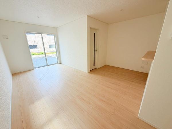 岡崎市上地６丁目の新築一戸建