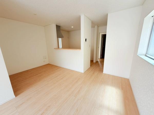 岡崎市上地６丁目の新築一戸建