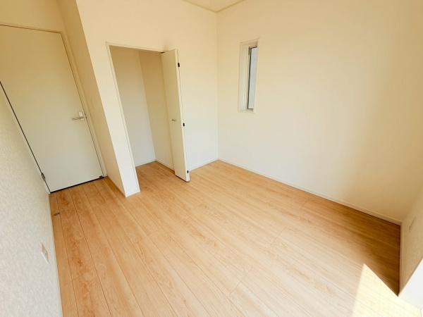 岡崎市上地６丁目の新築一戸建