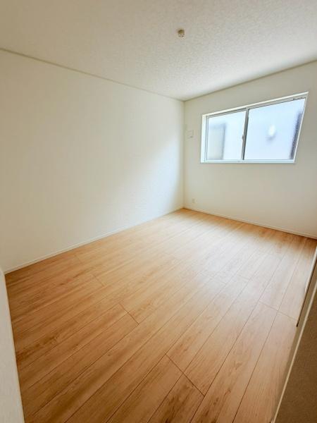 岡崎市上地６丁目の新築一戸建