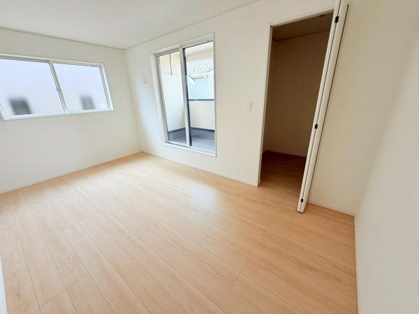 岡崎市上地６丁目の新築一戸建