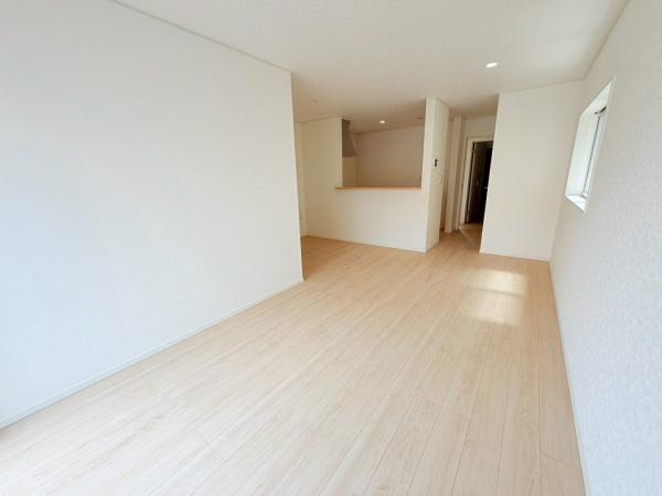 岡崎市上地６丁目の新築一戸建