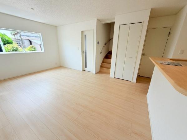 岡崎市上地６丁目の新築一戸建