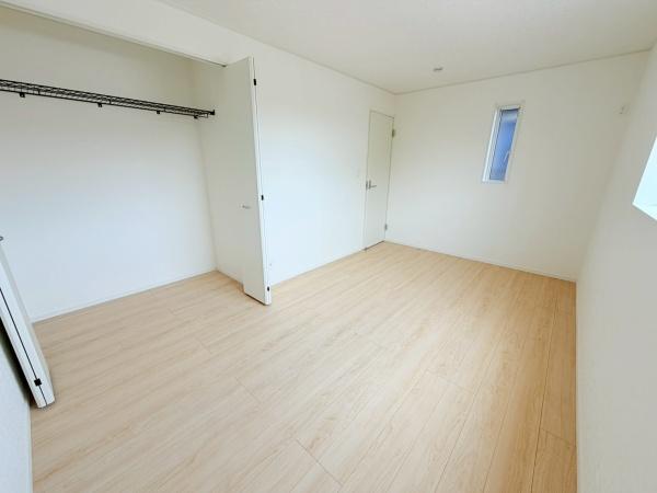 岡崎市上地６丁目の新築一戸建