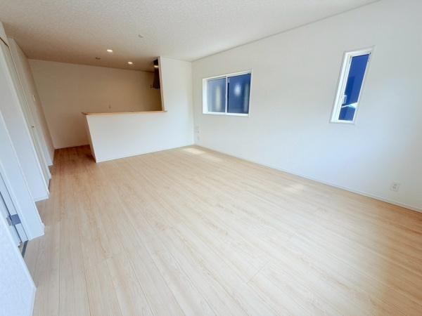 岡崎市上地６丁目の新築一戸建