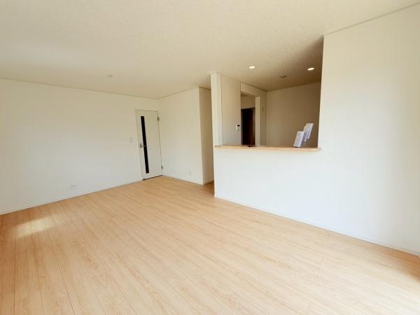 岡崎市上地６丁目の新築一戸建
