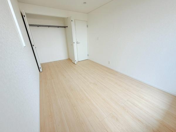 岡崎市国正町第１　1号棟