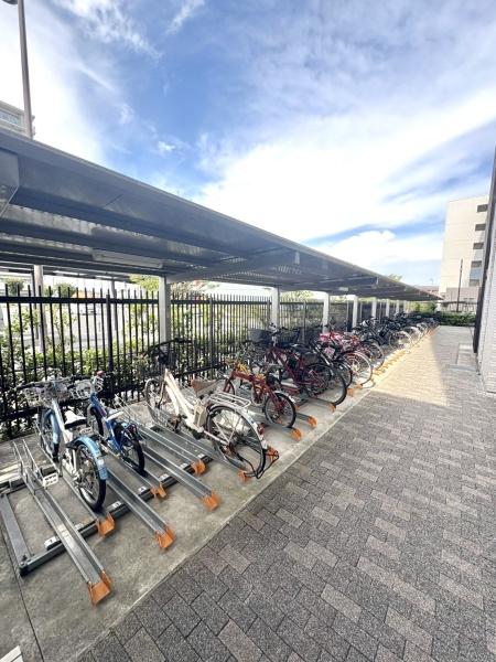 アルバックス幸田相見駅前