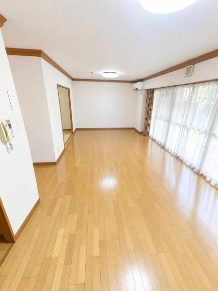 スペクトルティアラ宇頭　105号室