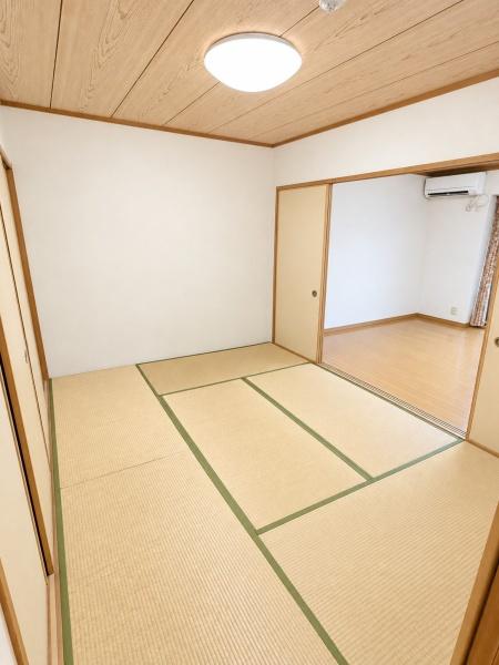 スペクトルティアラ宇頭　105号室
