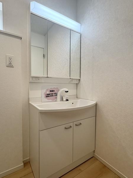 西尾市一色町一色東塩浜の新築一戸建