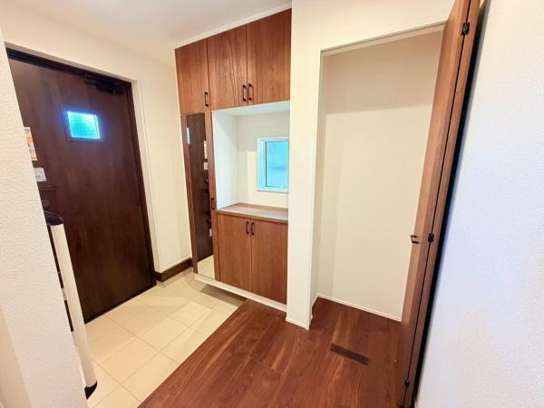 岡崎市二軒屋町１丁目の新築一戸建