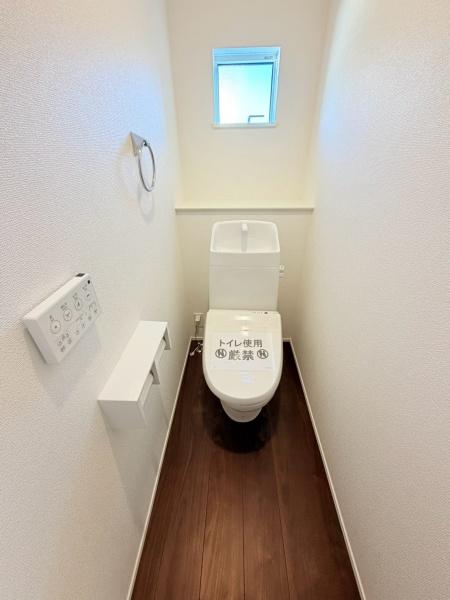 岡崎市二軒屋町１丁目の新築一戸建