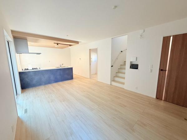 岡崎市二軒屋町１丁目の新築一戸建