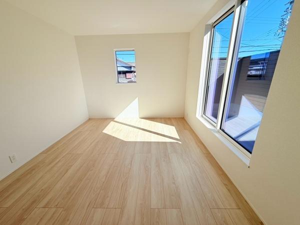 岡崎市二軒屋町１丁目の新築一戸建