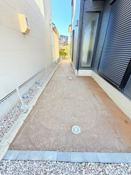 岡崎市二軒屋町１丁目の新築一戸建