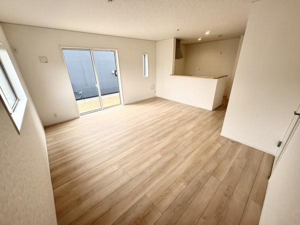 西尾市一色町一色第25　１号棟