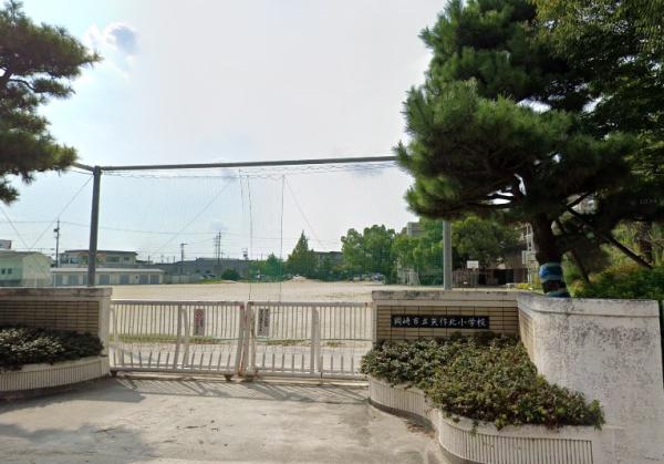 岡崎市東大友町 第5 3号棟(岡崎市立矢作北小学校)