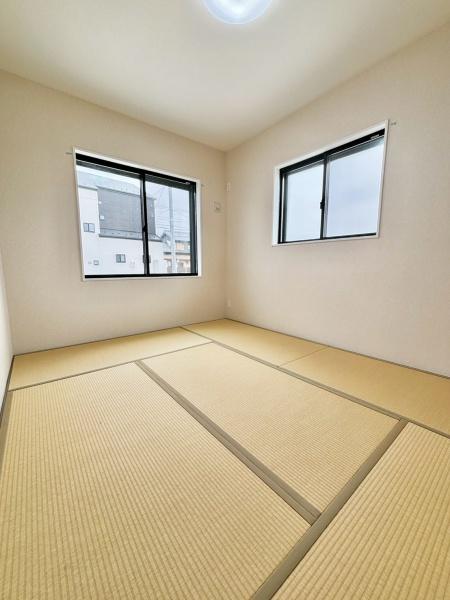 安城市小川町福地の中古一戸建て
