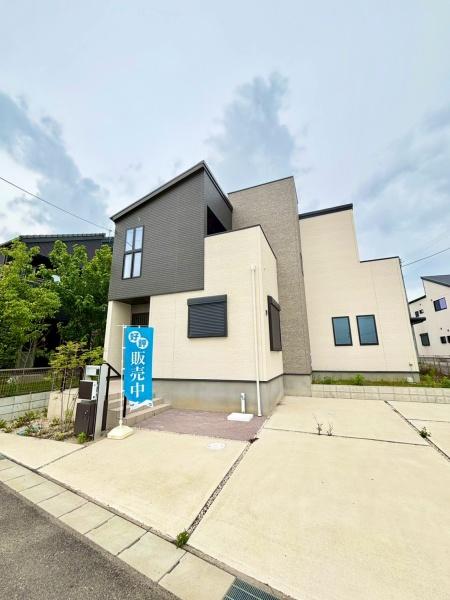 安城市小川町福地の中古一戸建て