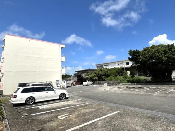 【収益】　平良下里　RCB造　3階建15戸　アパート