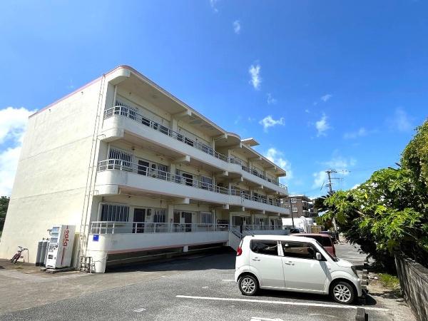 【収益】　平良下里　RCB造　3階建15戸　アパート