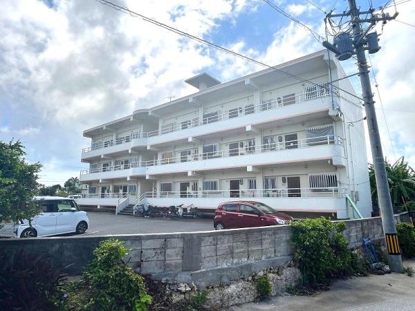 【収益】　平良下里　RCB造　3階建15戸　アパート