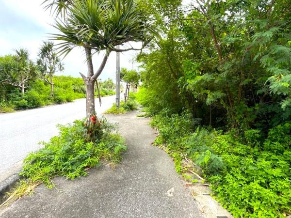 宮古島市平良字荷川取の土地